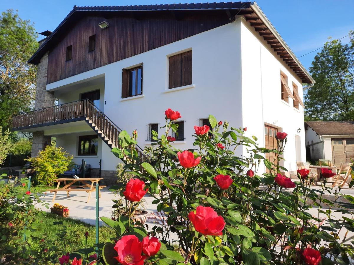 Le Jardin De Moulis, Saint Girons, Ariege, Pyrenees, Bed & Breakfast Exterior photo