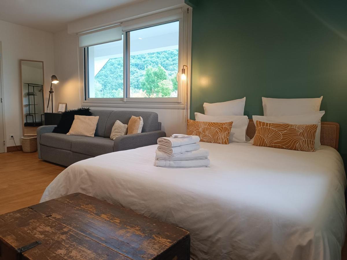 Le Jardin De Moulis, Saint Girons, Ariege, Pyrenees, Bed & Breakfast Exterior photo