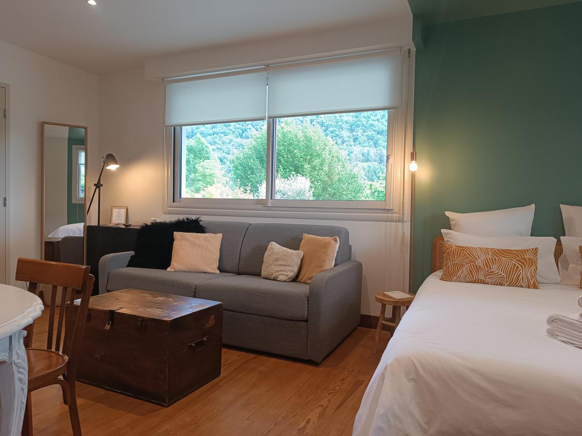 Le Jardin De Moulis, Saint Girons, Ariege, Pyrenees, Bed & Breakfast Exterior photo