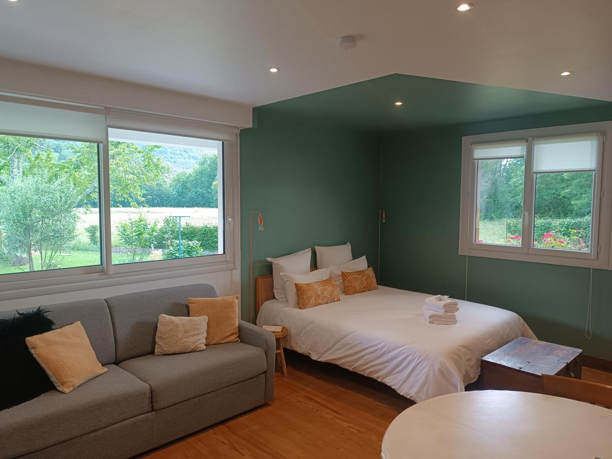 Le Jardin De Moulis, Saint Girons, Ariege, Pyrenees, Bed & Breakfast Exterior photo