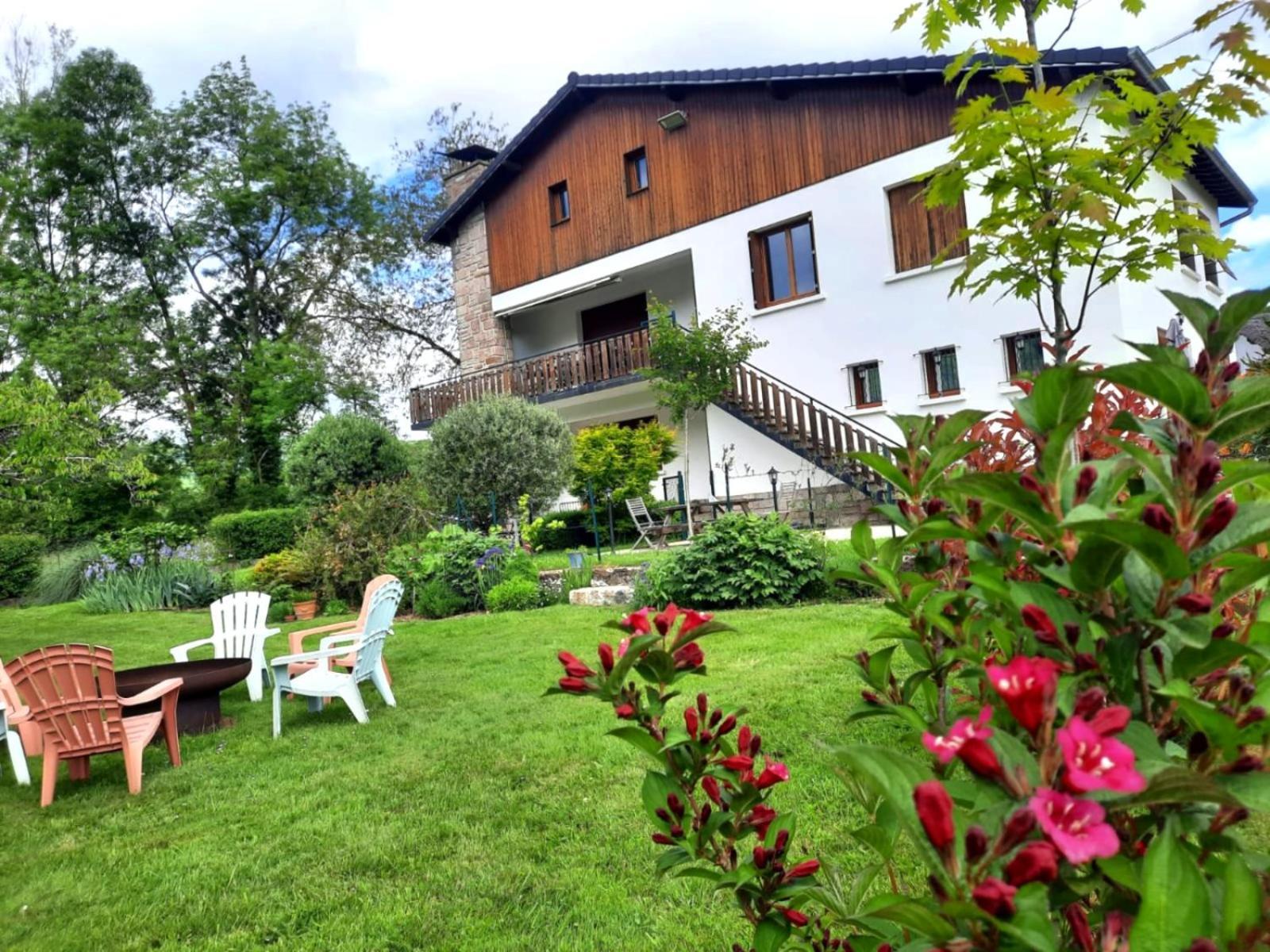 Le Jardin De Moulis, Saint Girons, Ariege, Pyrenees, Bed & Breakfast Exterior photo